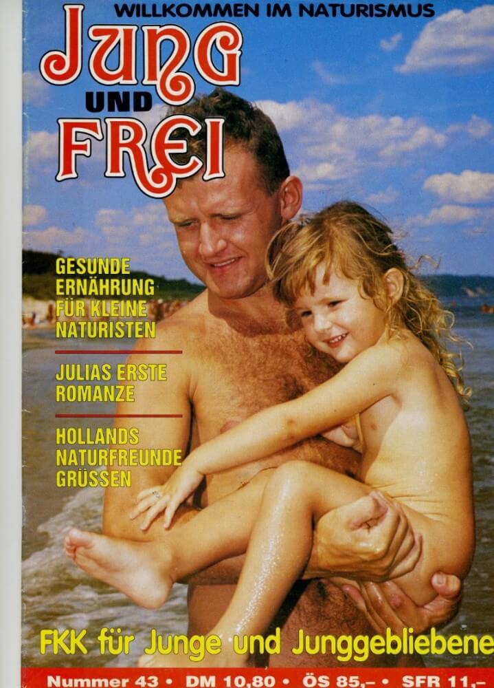Jung und Frei Nr 43 - Overcoming shame and awkwardness when taking off clothes