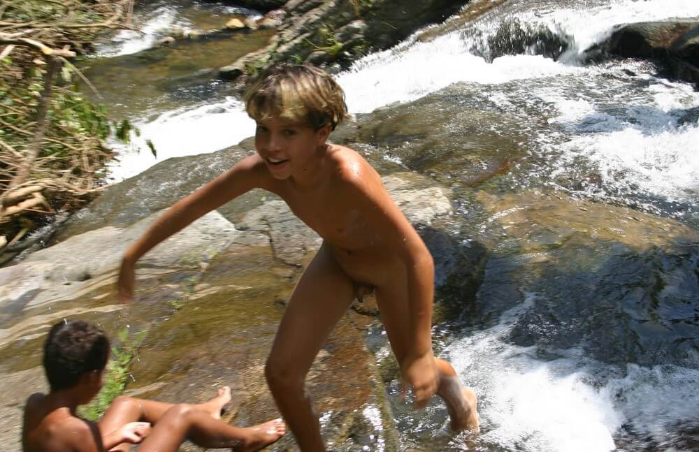 Brazilian Cliff Slide pics - In naturism, sincerity and openness toward others are valued