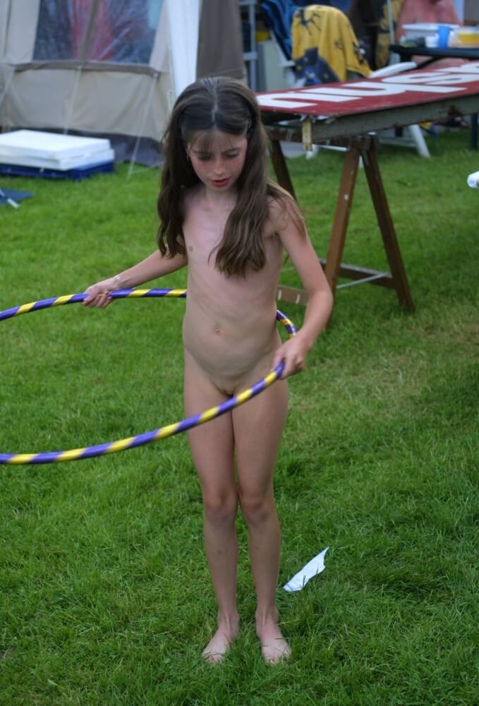 Holland Grass Hula Hoops pics - I attended a nudist gathering