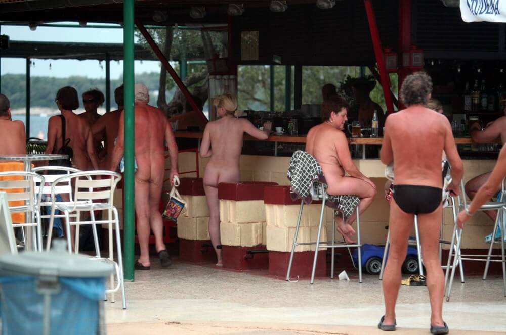 Outdoor diner view - Lightheartedness and ease are characteristic features of the practice of nudism and naturism