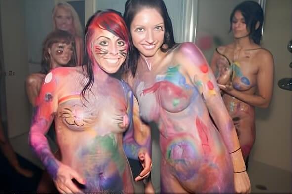 Documented Lifestyle Photo Set 4 - The community of naturist movement supporters