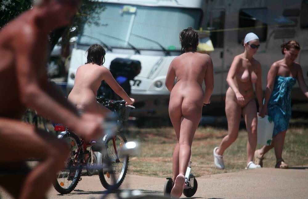 Park Misc Walks pics - Nature is the best home for a naturist