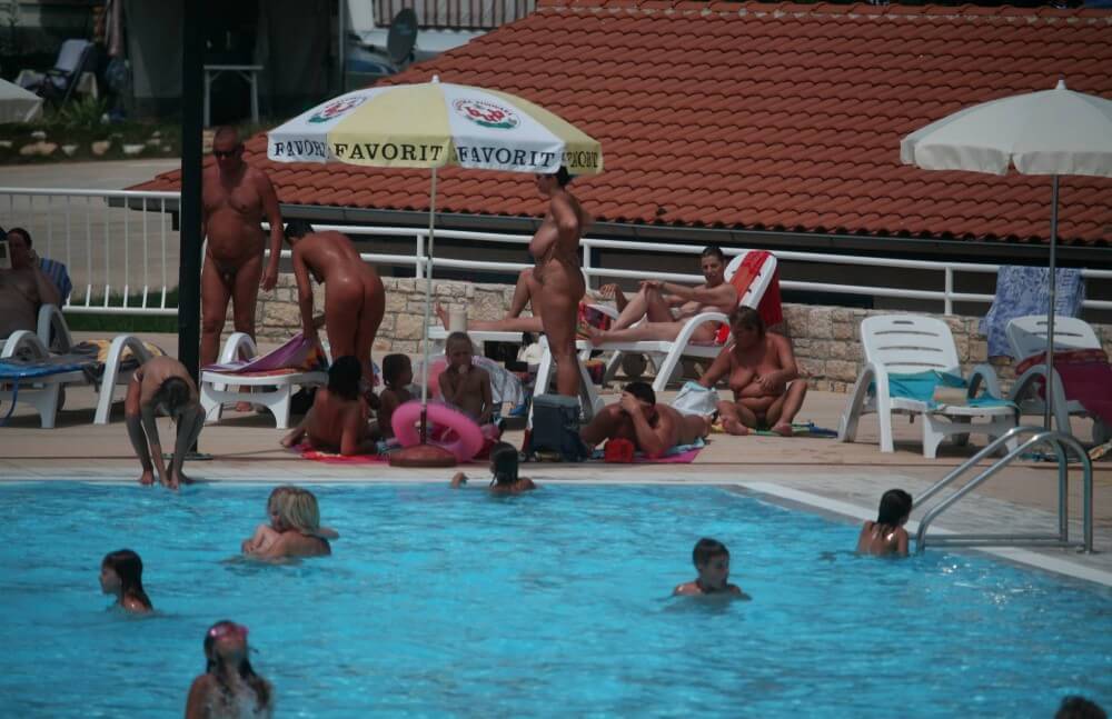 Naturist Pool Observation pics - Naturism is not a cult