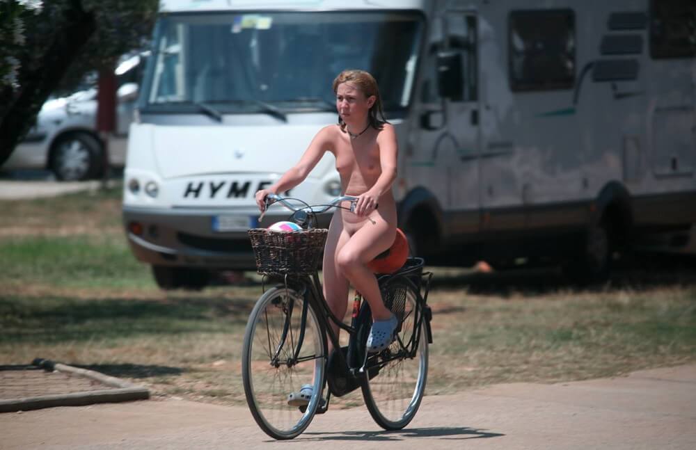 Leaving the Outdoor Site pics - A Haven for Those Who Wish to Go Naked