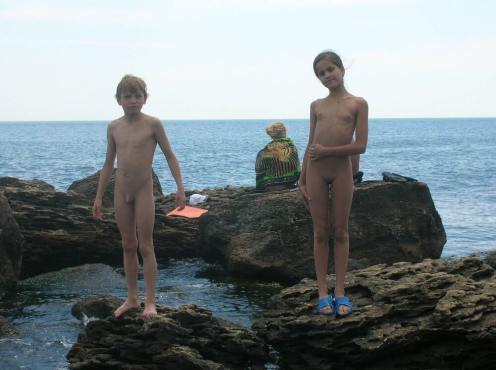 Beach Rocking Profile pics - Freedom of choice and honesty are key ideas in naturism and nudism