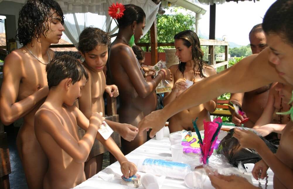 Brazilian Sunshine Beauty photos - The desire to appreciate the beauty of the human body