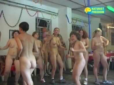 Naturist Freedom: Discotheque in a Cellar - Nudism fosters trust if you are sincere