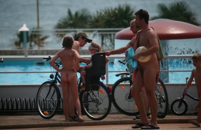 Freedom on two wheels: how cycling and hiking enrich the lives of nudists - She went out completely naked