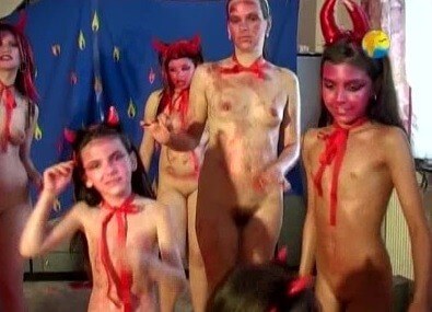 Naturist Freedom: Bu Bu Bu - Private nudist club