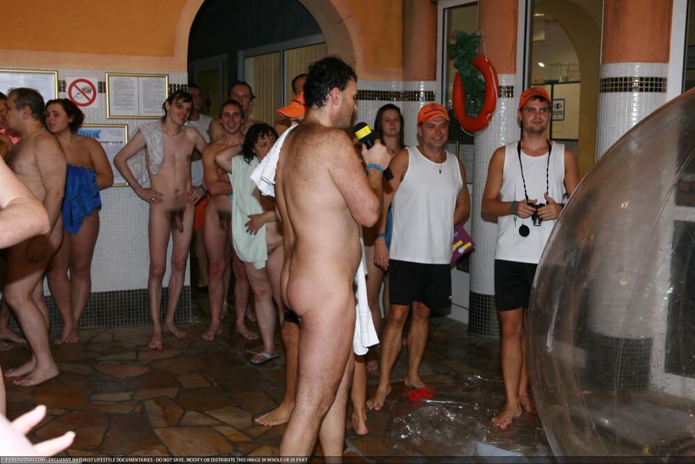 Naturism photo gallery # 56 - Naturism helps overcome fears and insecurities