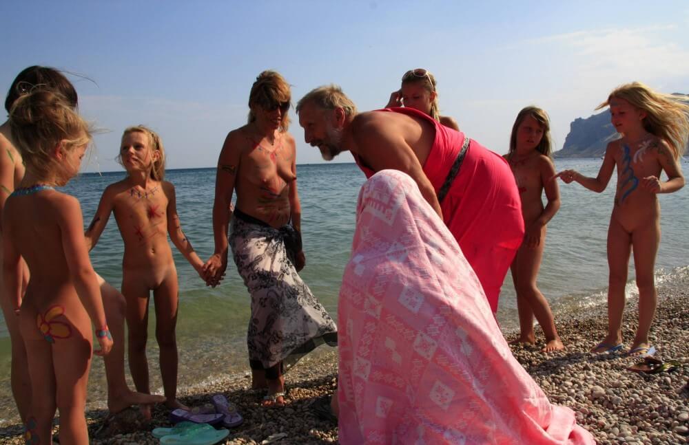 Water Drying Off pics - The idea of being naked is good