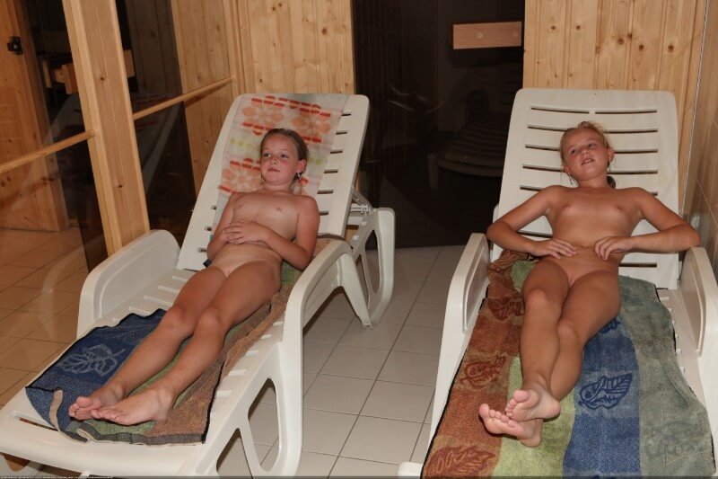 Record center relaxation photos - What exactly is nudism?