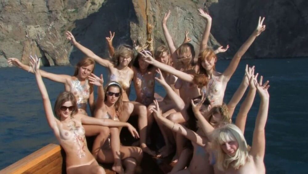 Nudist Girls Boat Cruise Full HD - Taking Off Ones Clothes