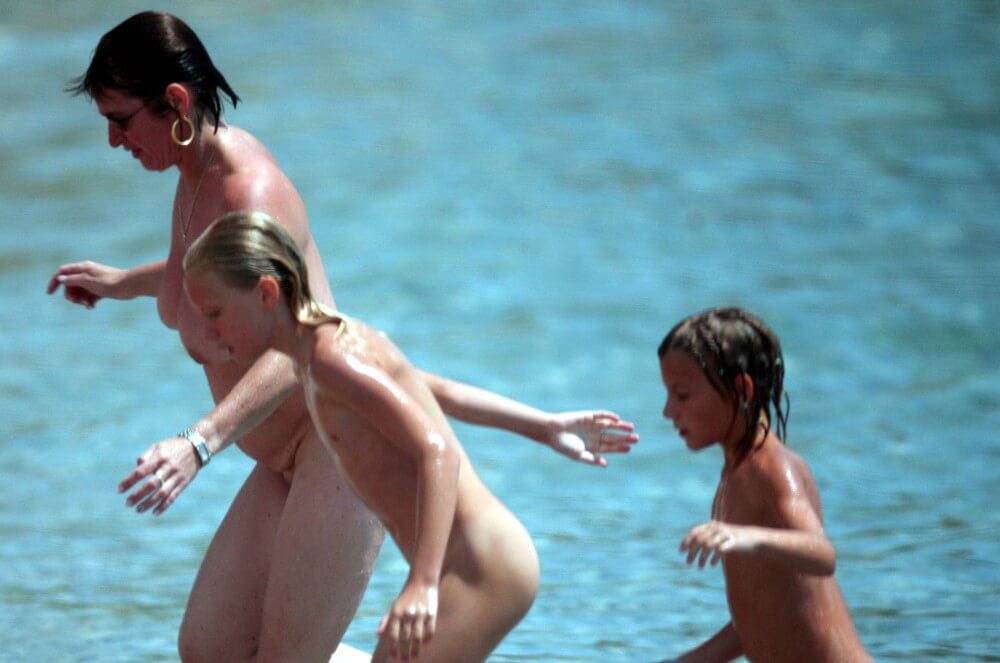 Running From the Waters pics - Radical nudism materials