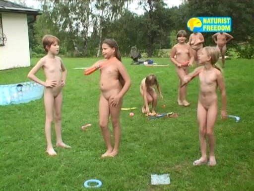 Naturist Freedom: Green Mountain - Minimizing clothing or nudism